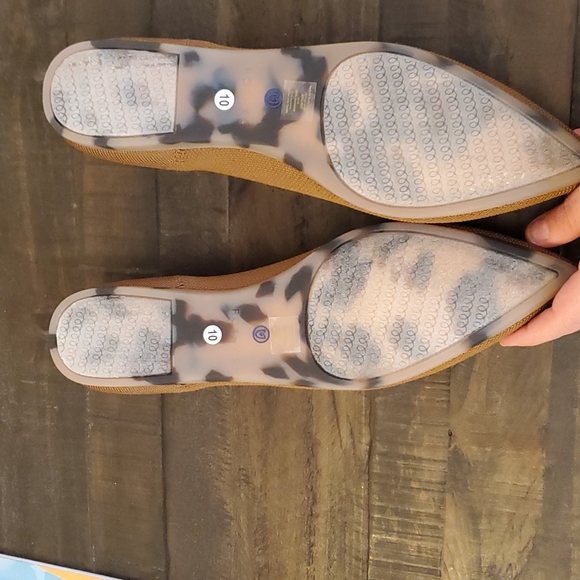 New Rothys pointed toe flats size 10 - Picture 6 of 7